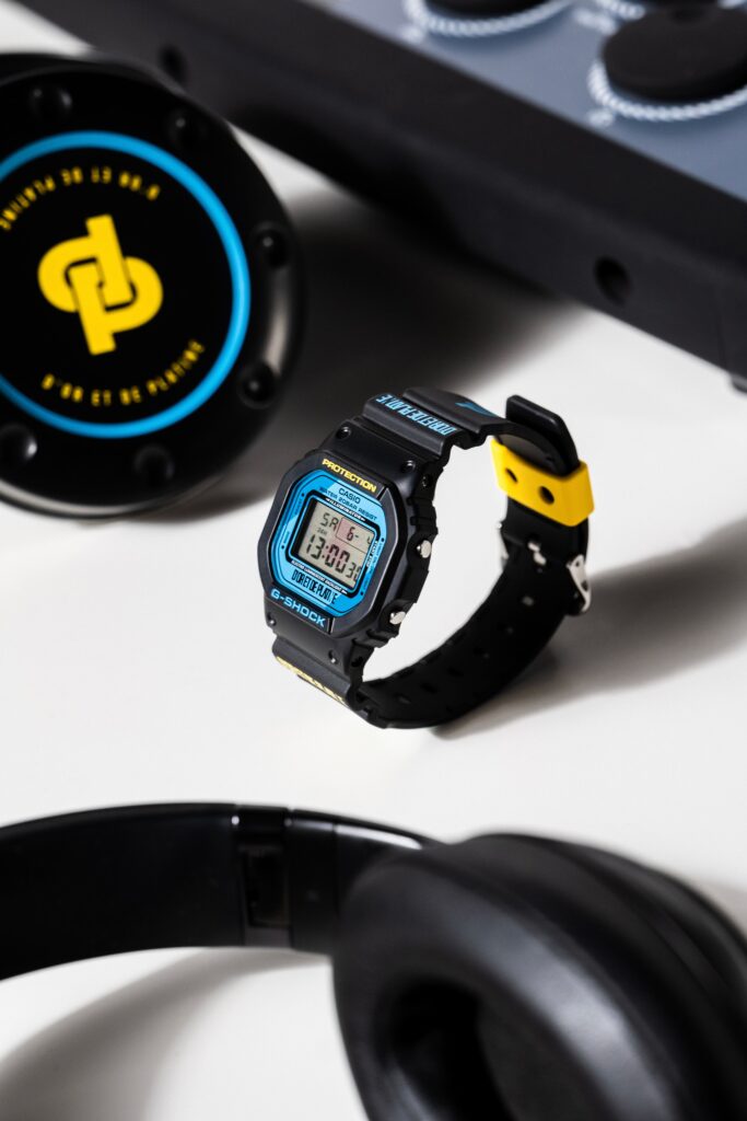 Casio G-Shock DW 5600 édition avec JUL